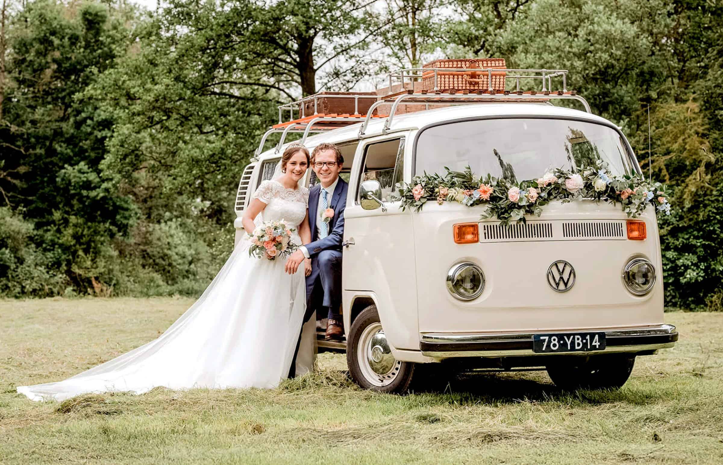 DVWB Header slider BRUILOFTEN VW T2 BUSJES1